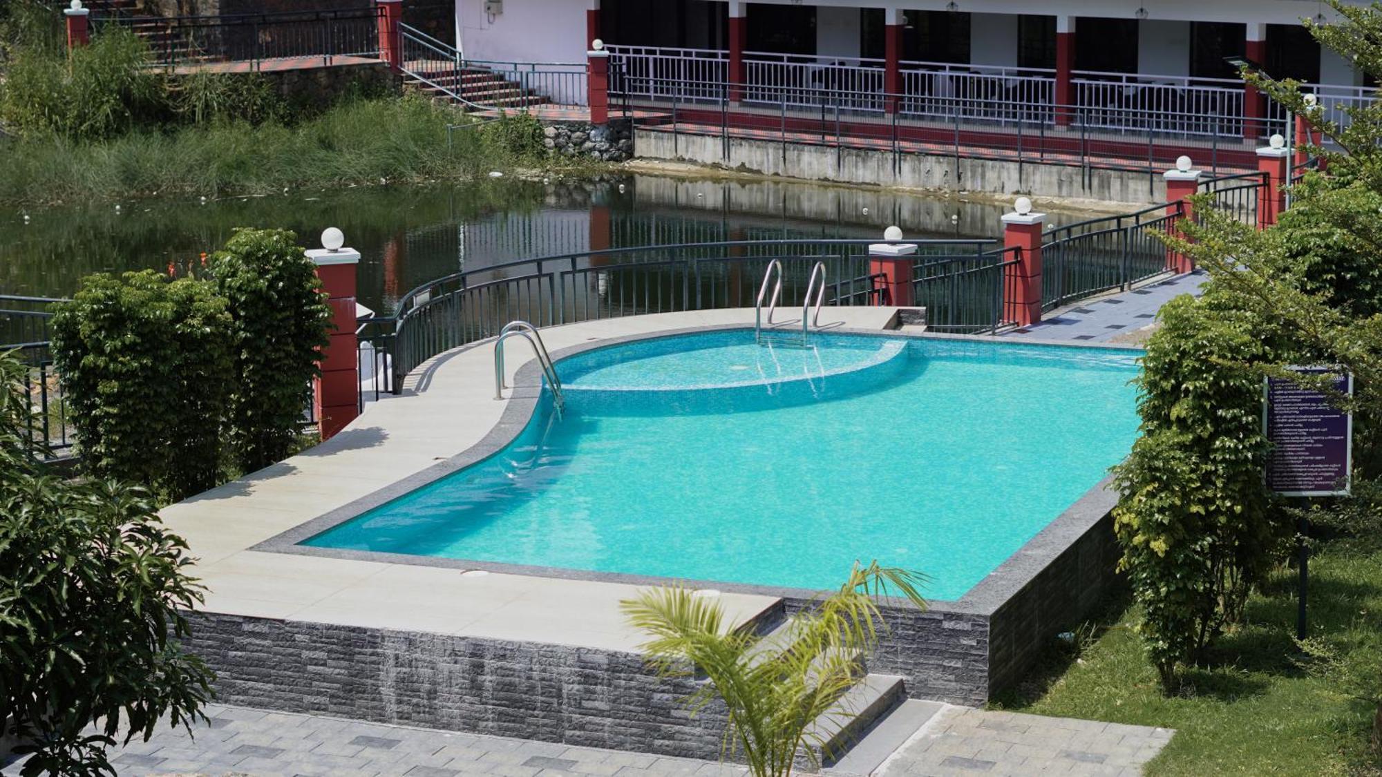 Rockdale Resort Nilambūr 外观 照片